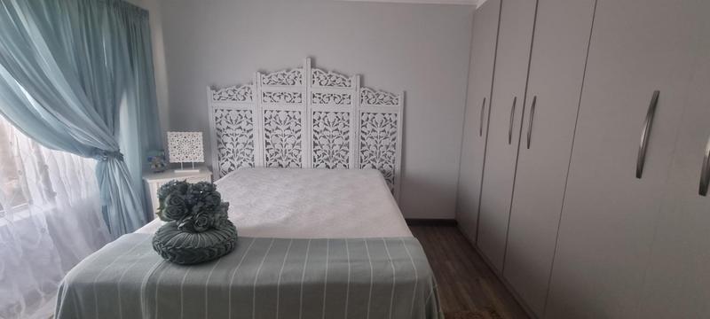 4 Bedroom Property for Sale in Dana Bay Western Cape